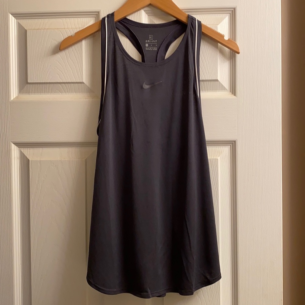 Nike tank